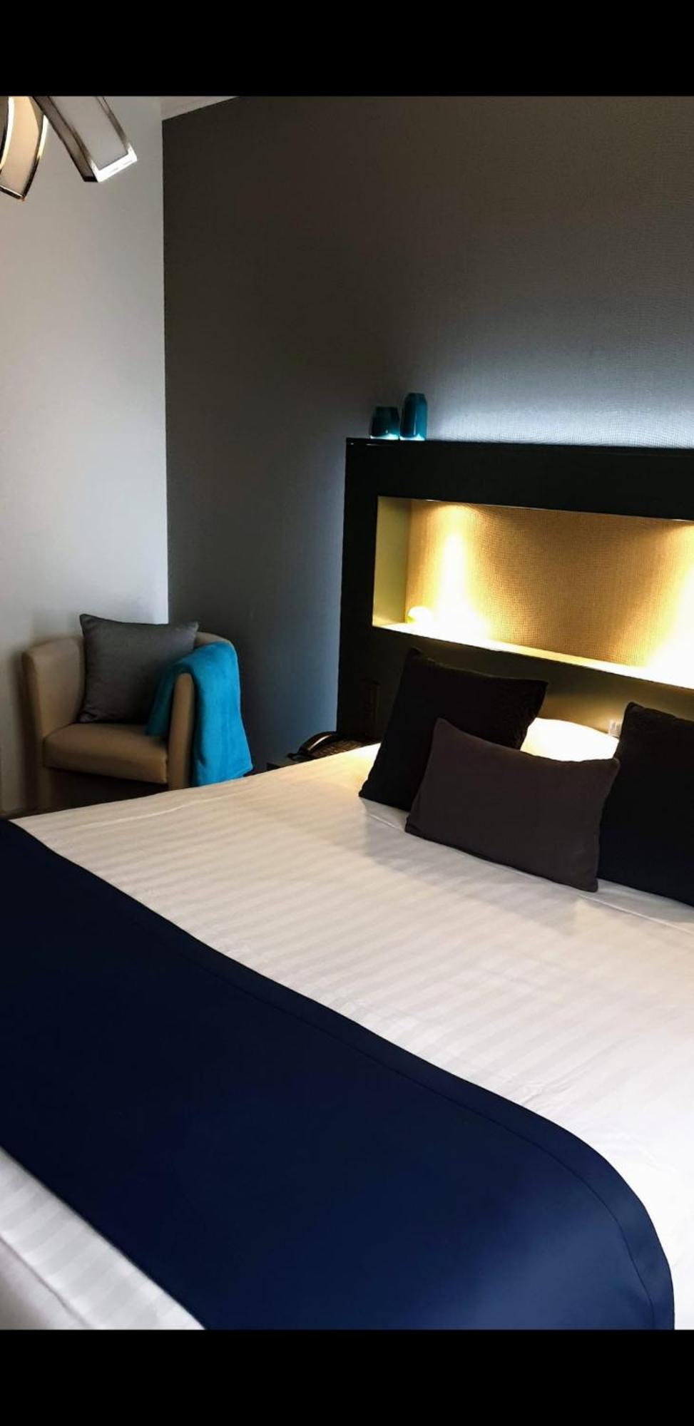 Belrom Hotel Sint-Truiden Bagian luar foto