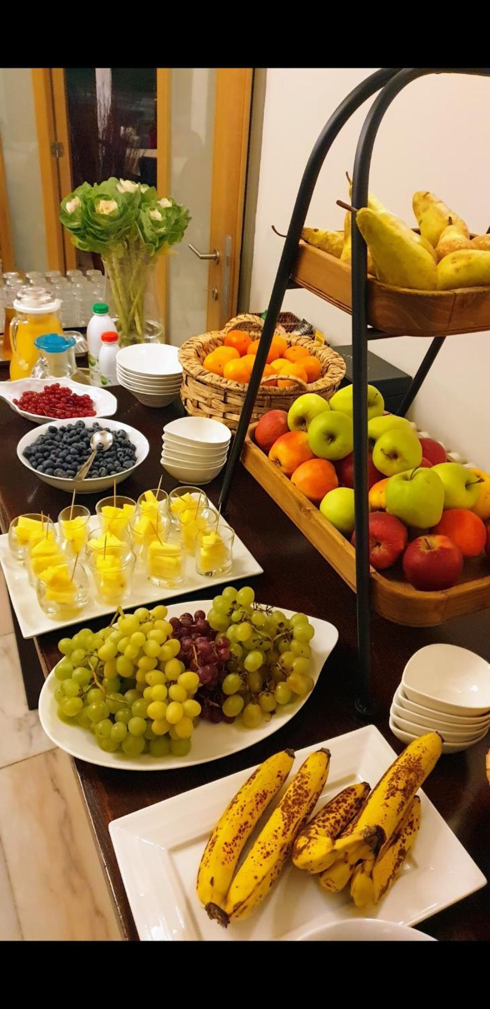 Belrom Hotel Sint-Truiden Bagian luar foto