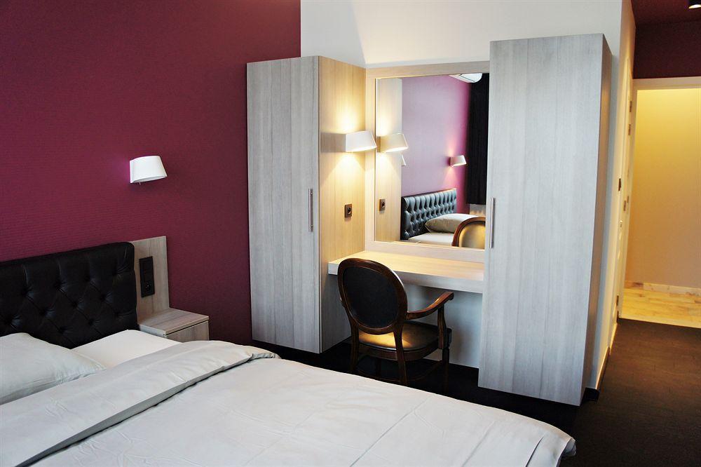 Belrom Hotel Sint-Truiden Bagian luar foto