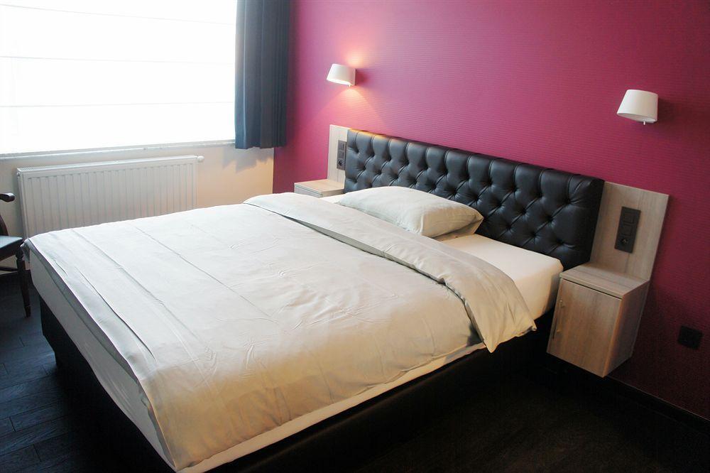 Belrom Hotel Sint-Truiden Bagian luar foto
